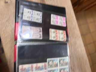 Album di francobolli con blocco 4