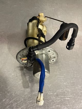 Bomba Gasolina Suzuki GSR 600