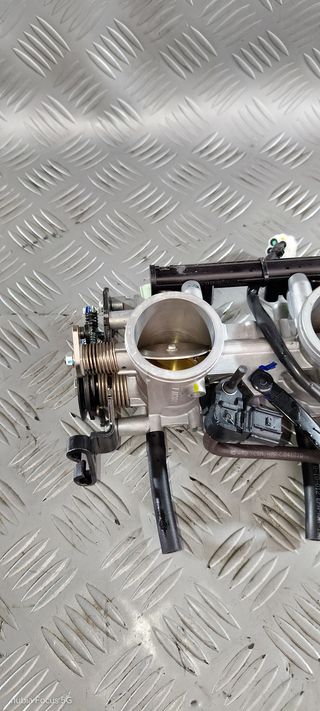 CORPO FARFALLATO KAWASAKI Z 650 2021 2024