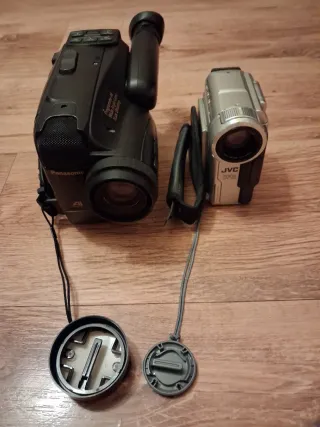 2 Cámaras de Vídeo JVC y Panasonic
