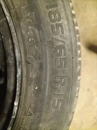 Ruedas llantas y cubiertas 185/65 R15 Michelin