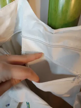 Bolso de tela blanco con flores