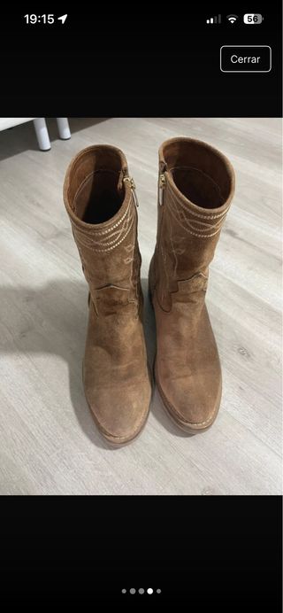 Botines camperos ante Alpe Marrones