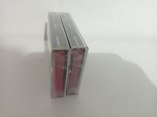 Due cassette MC Robbie Williams sigillate