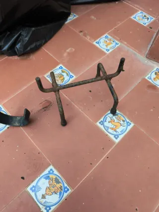 16 Soportes y 11 cuelgues forja para macetas