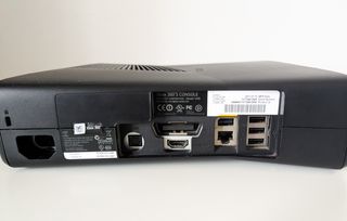 Xbox 360 Slim + cavi + 2 joystick, OTTIMO stato