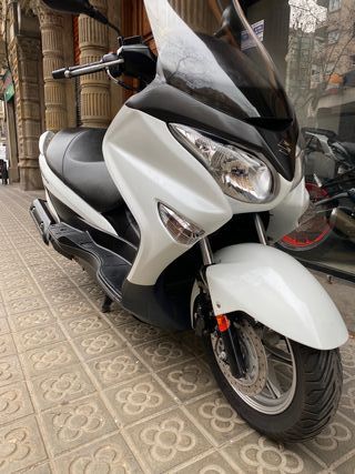 Suzuki Burgman 200 ABS 2015 con 28817km