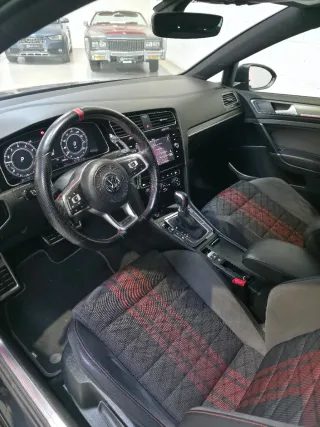 Volkswagen Golf GTI Tcr