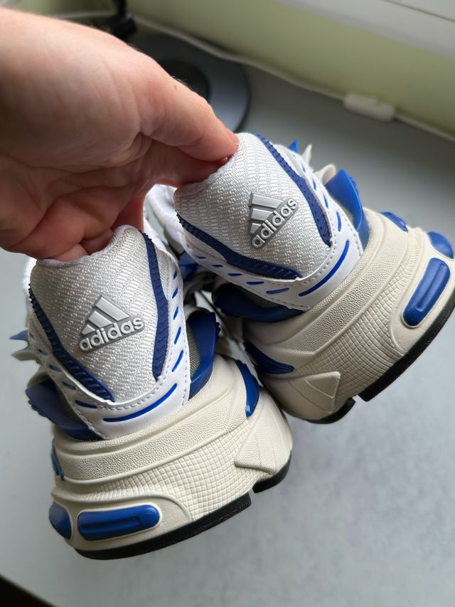 Adidas Jellyfish Pharrell T46