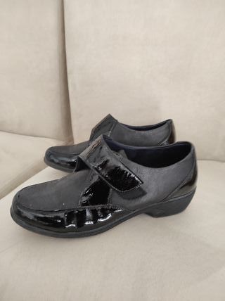 Scarpe nere da donna taglia 39