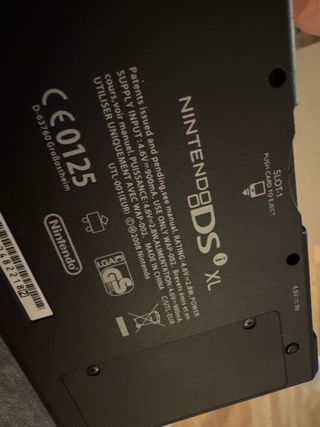 Nintendo DSi XL Roja Edición Mario Bros