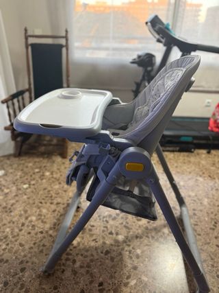 Trona de bebe Kinderkraft gris con estampado