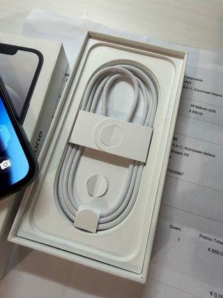 iPhone 16e 256GB Nero