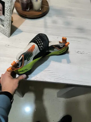 Pies de gato boreal ninja número 6 y medio ( 40 )