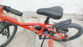Bicicleta infantil naranja B'TWIN