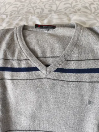 Jersey caballero en cuello de pico gris marca Pier