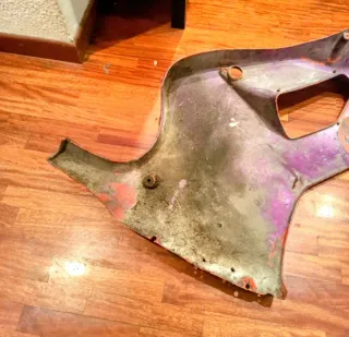 Tapa lateral Aprilia RS 50 Chester