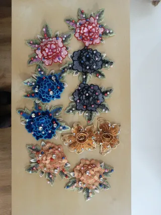 Apliques florales bordados para ropa y accesorios