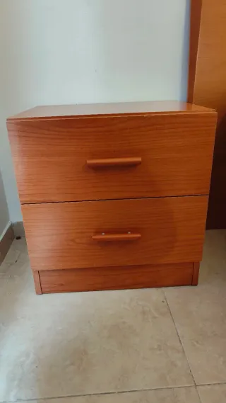 Armario y 2 mesitas de noche madera