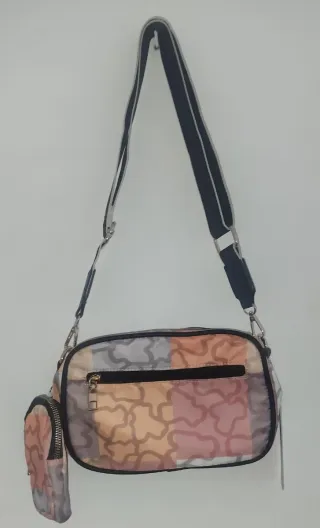Bolso bandolera con monedero estampado