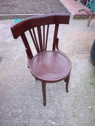 5 Sillas antiguas vintage de madera, precio unidad