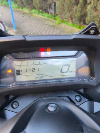 Motocicleta Yamaha tricity 300