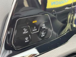 Volkswagen Golf GTI CLUBSPORT 300 CV DSG