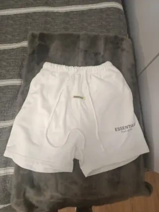 Pantalón corto essentials