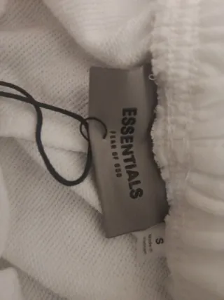 Pantalón corto essentials