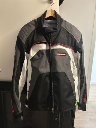 Chaqueta de moto IXON