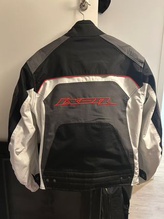 Chaqueta de moto IXON