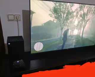 Xbox Series X + 2 mandos + 2 baterías recargables