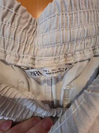 Pantalones Zara anchos de algodón beige