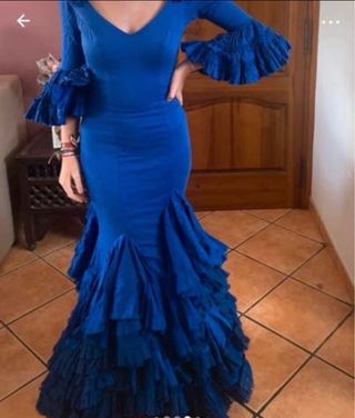 Traje de flamenca azul