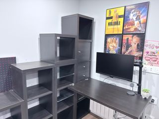 Estanteria y mesa Ikea Kallax Negra. Todo Montado