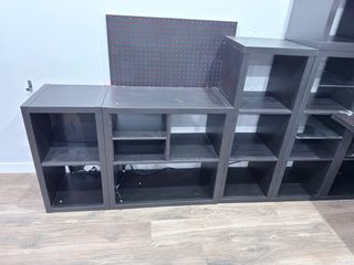 Estanteria y mesa Ikea Kallax Negra. Todo Montado