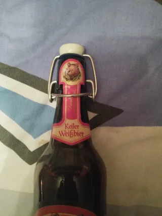 Confezione di 3 bottiglie di birra vuote