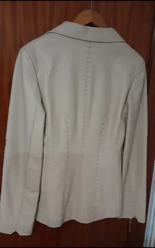 Chaqueta de piel ovina.
