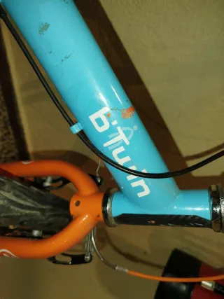 Bicicleta infantil B'Twin azul