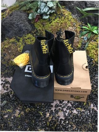 Botas Dr. Martens cremallera negras talla 37