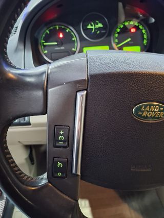 LAND-ROVER Freelander 2.2 Td4e S