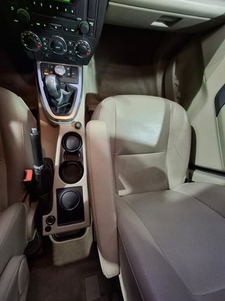 LAND-ROVER Freelander 2.2 Td4e S