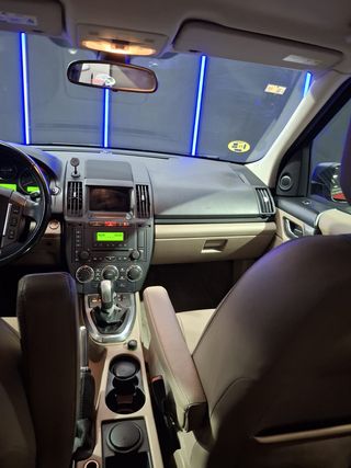 LAND-ROVER Freelander 2.2 Td4e S