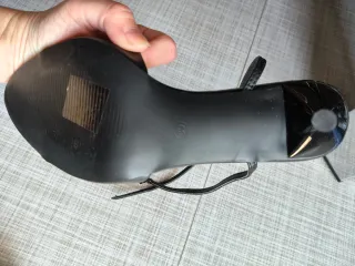 Sandali Givana neri con tacco