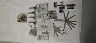 Lote Herrajes y Herramientas Ferretería