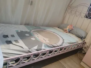 Cama con dosel Maisons du Monde rosa