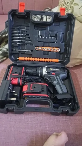 Taladro Inalámbrico 21V con Accesorios