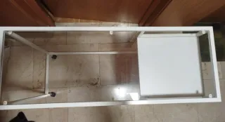 Mesa auxiliar cristal y metal Ikea