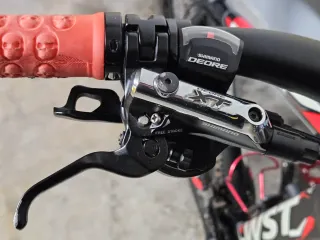 Bicicleta WST ALU XT RockShox Reba