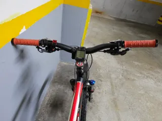 Bicicleta WST ALU XT RockShox Reba